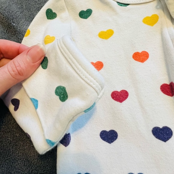 Organic Cotton Rainbow Hearts Footed Cuffs Baby Zipper Sleeper Pajamas 6-12month - Picture 2 of 3